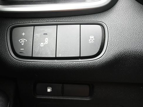 Used 2019 Kia Sorento LX FWD image 21