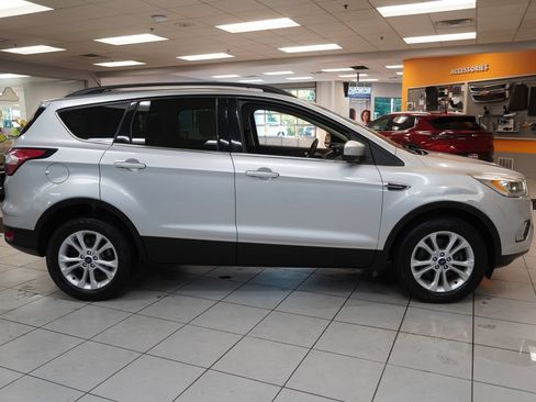 Used 2018 Ford Escape SEL AWD/4WD image 13