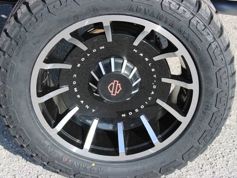 Used 2022 GMC Sierra 1500 AT4 w/ AT4 Premium Package AWD/4WD image 29