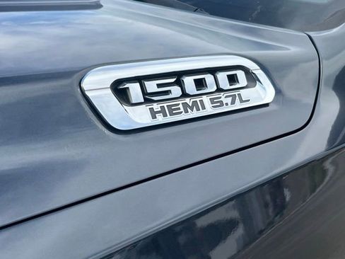 Used 2019 RAM 1500 Tradesman w/ SXT Appearance Group AWD/4WD image 11