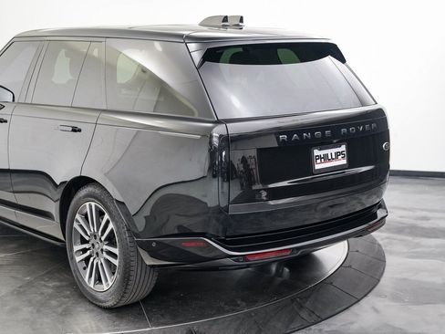 Used 2023 Land Rover Range Rover SE image 10