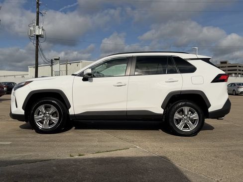 Used 2024 Toyota RAV4 XLE FWD image 6