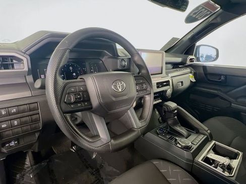 Used 2025 Toyota Tacoma SR5 image 11