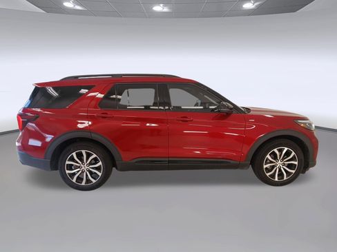 Used 2025 Ford Explorer ST-Line RWD image 6