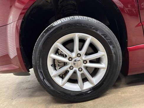 Used 2019 Dodge Grand Caravan SXT FWD image 45