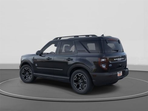 New 2025 Ford Bronco Sport Outer Banks image 4