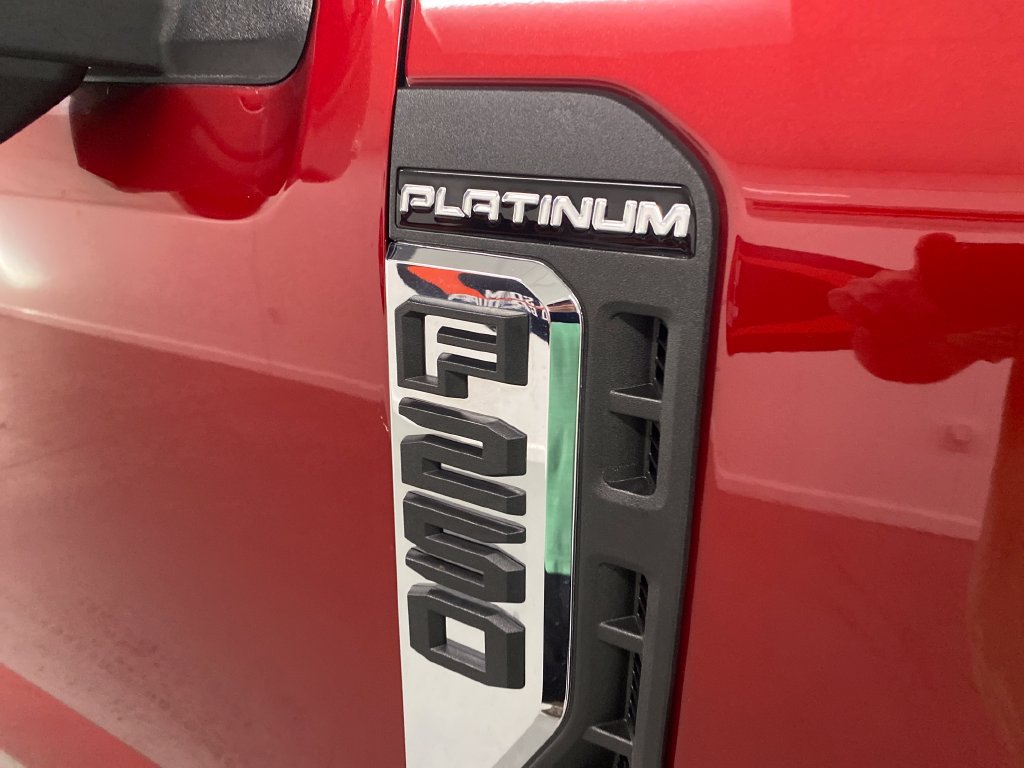 Used 2026 Ford F250 Platinum w/ Platinum Plus Package AWD/4WD image 6