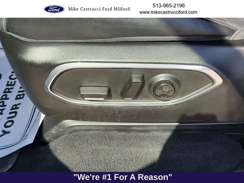 Used 2024 Jeep Wagoneer L Series III w/ Flexible Seating Group AWD/4WD image 23