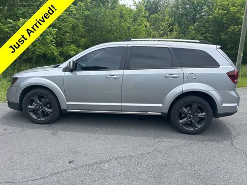 Used 2018 Dodge Journey Crossroad AWD/4WD image 6