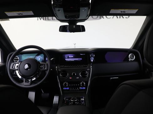 New 2026 Rolls-Royce Cullinan image 31