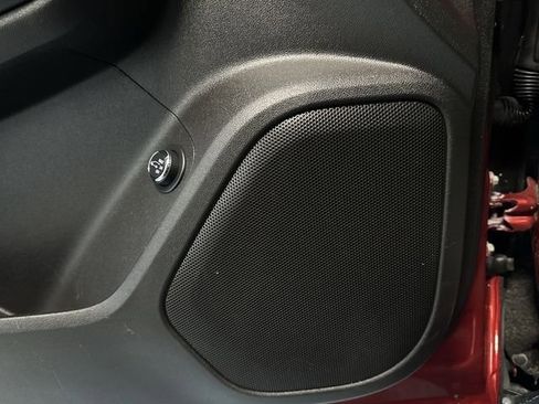 Certified 2022 GMC Acadia SLE w/ Driver Convenience Package image 23