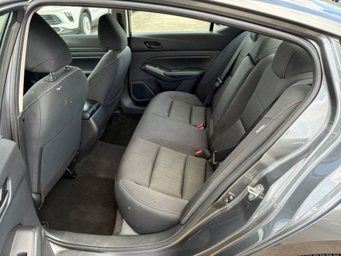 Used 2025 Nissan Altima 2.5 SV FWD image 20