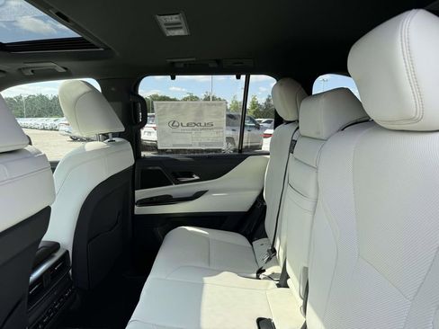 New 2026 Lexus LX 600 4WD w/ Luxury Package image 13