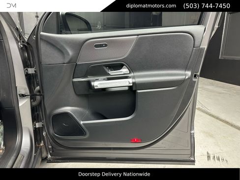 Used 2022 Mercedes-Benz EQB 350 EQB 350 4MATIC Sport Utility 4 image 23