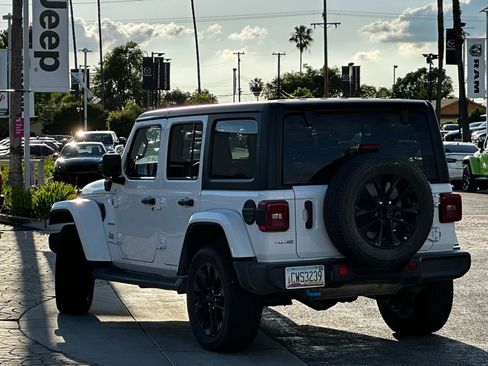 Used 2023 Jeep Wrangler Unlimited Sahara image 2