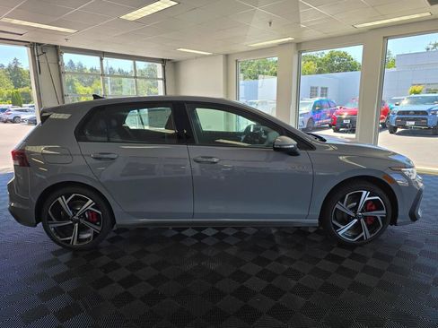 New 2026 Volkswagen GTI SE FWD image 2