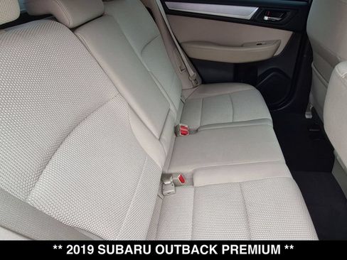 Used 2019 Subaru Outback 2.5i Premium AWD/4WD image 25