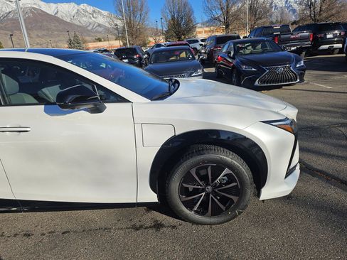 New 2026 Lexus RZ 450e AWD image 10