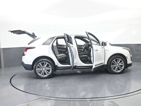 Used 2024 Cadillac XT5 Premium Luxury FWD image 76
