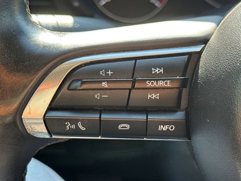 Used 2024 MAZDA MAZDA3 s FWD image 30