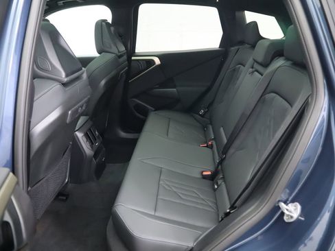 Certified 2025 BMW X3 xDrive30i w/ Convenience Package image 23