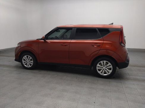 Used 2022 Kia Soul LX image 3