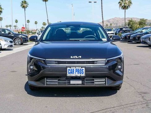 New 2026 Kia K4 LX image 3