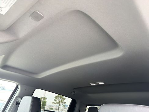 Used 2025 Chevrolet Silverado 1500 LT w/ Z71 Off-Road Package AWD/4WD image 15