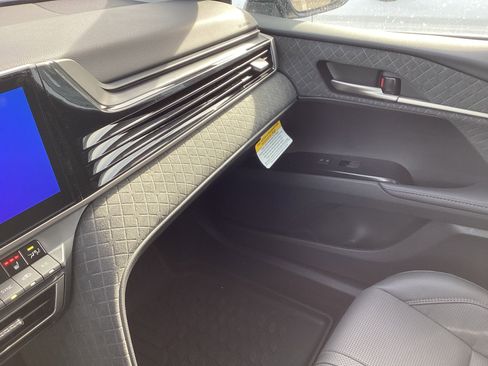New 2026 Toyota Camry XLE AWD/4WD image 28