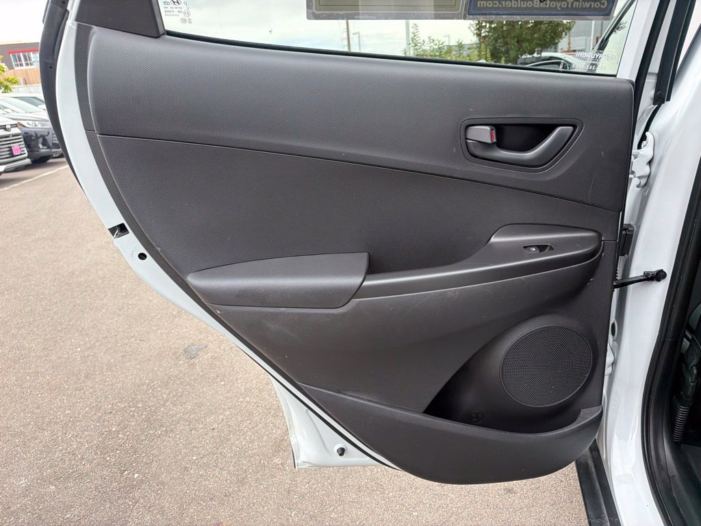 Used 2021 Hyundai Kona SEL w/ Cargo Package AWD/4WD image 19