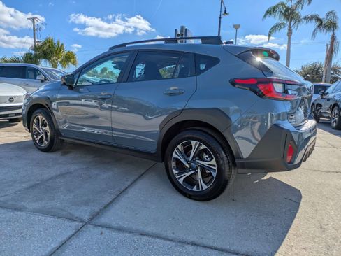 Certified 2025 Subaru Crosstrek 2.0i Premium image 6