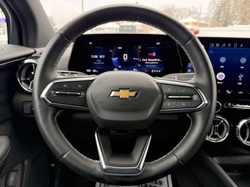 Used 2024 Chevrolet Blazer EV LT image 21