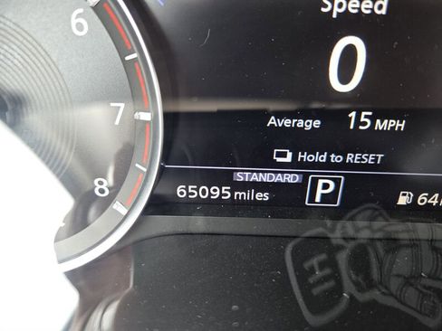 Used 2020 INFINITI QX50 Luxe w/ Navigation Package image 17