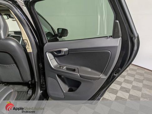 Used 2010 Volvo XC60 3.2 AWD/4WD image 31