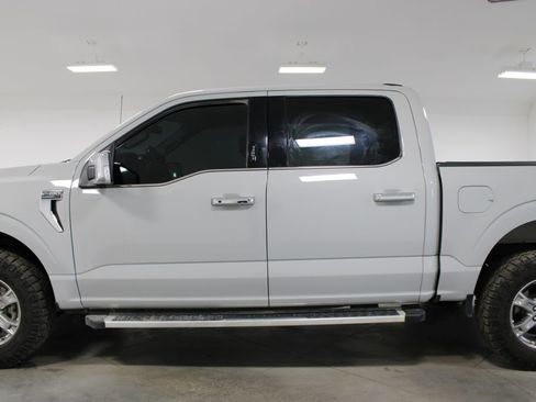 Used 2023 Ford F150 Lariat image 6