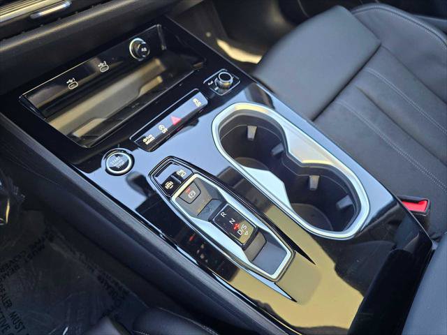 Used 2026 Audi A6 Premium Plus AWD/4WD image 30