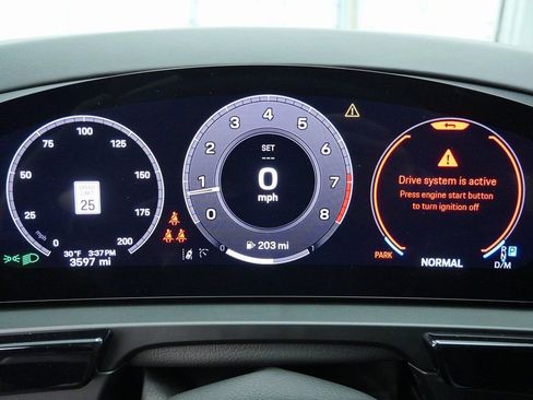 Used 2025 Porsche Cayenne GTS image 25