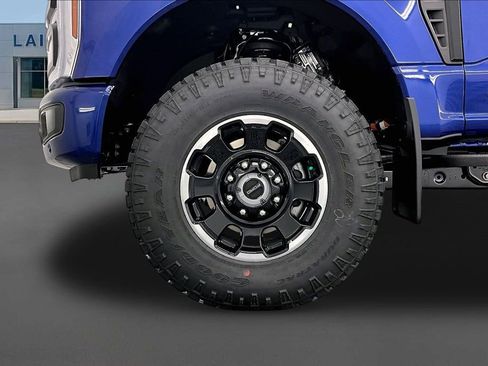 New 2026 Ford F250 Platinum w/ Tremor Off-Road Package AWD/4WD image 13