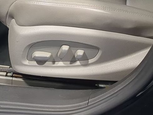 Used 2017 Cadillac XTS Luxury FWD image 21
