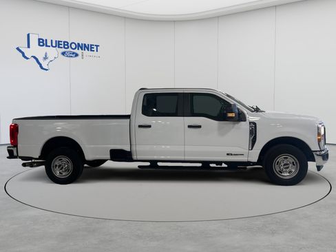 Used 2025 Ford F350 XL w/ XL Driver Assist Package RWD image 4