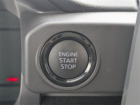 Used 2025 Toyota Tacoma SR5 image 26