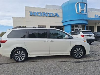 Used 2020 Toyota Sienna XLE