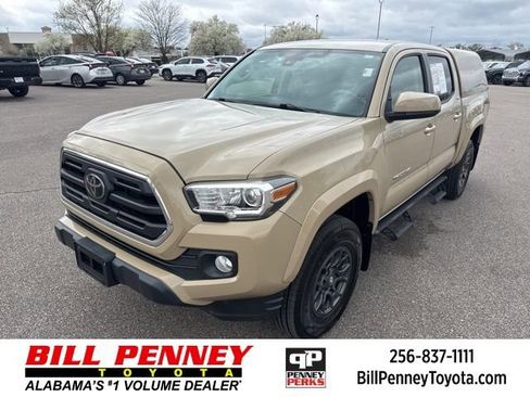 Used 2018 Toyota Tacoma SR5 image 1