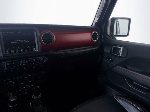 Used 2023 Jeep Wrangler Unlimited Rubicon w/ Cold Weather Group image 22