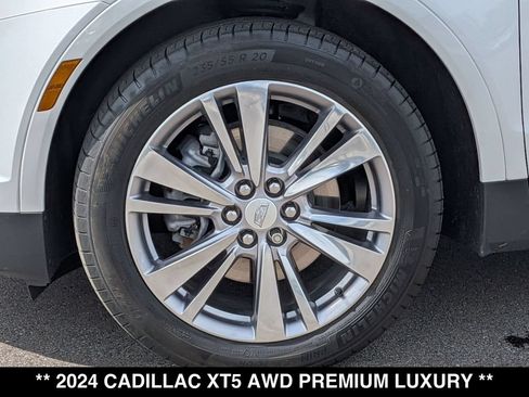 Used 2024 Cadillac XT5 Premium Luxury w/ LPO, Floor Liner Package AWD/4WD image 17