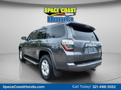 Used 2020 Toyota 4Runner SR5 RWD image 5
