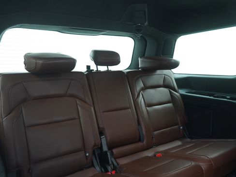 Used 2025 Lincoln Navigator Reserve AWD/4WD image 13