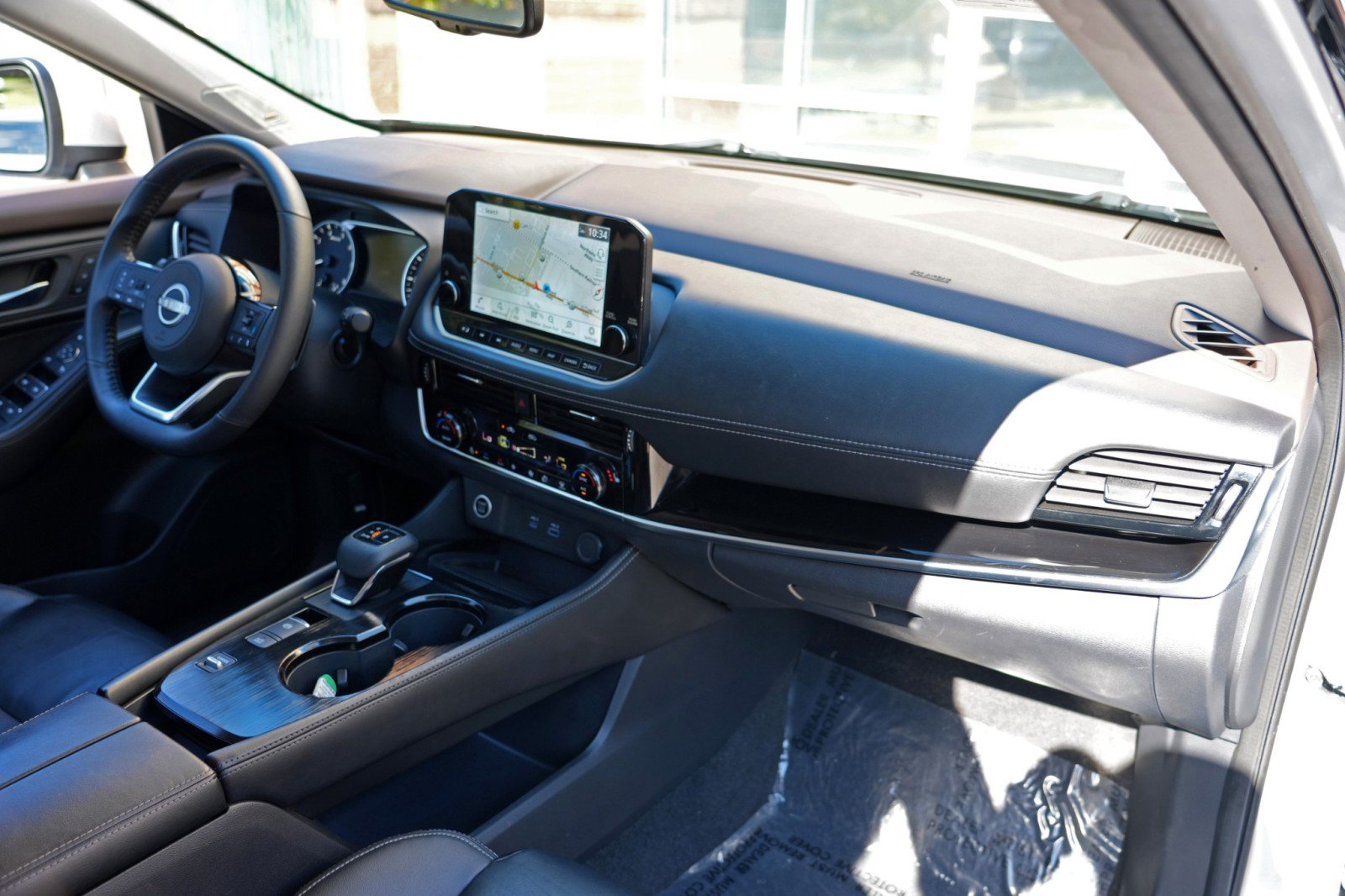 Used 2023 Nissan Rogue SL w/ SL Premium Package FWD image 14