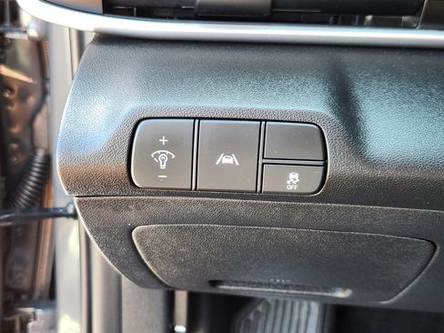 Certified 2023 Hyundai Elantra SEL w/ Convenience Package FWD image 25