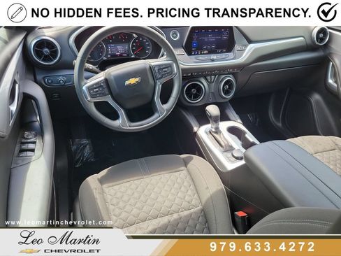 Used 2022 Chevrolet Blazer LT FWD image 12